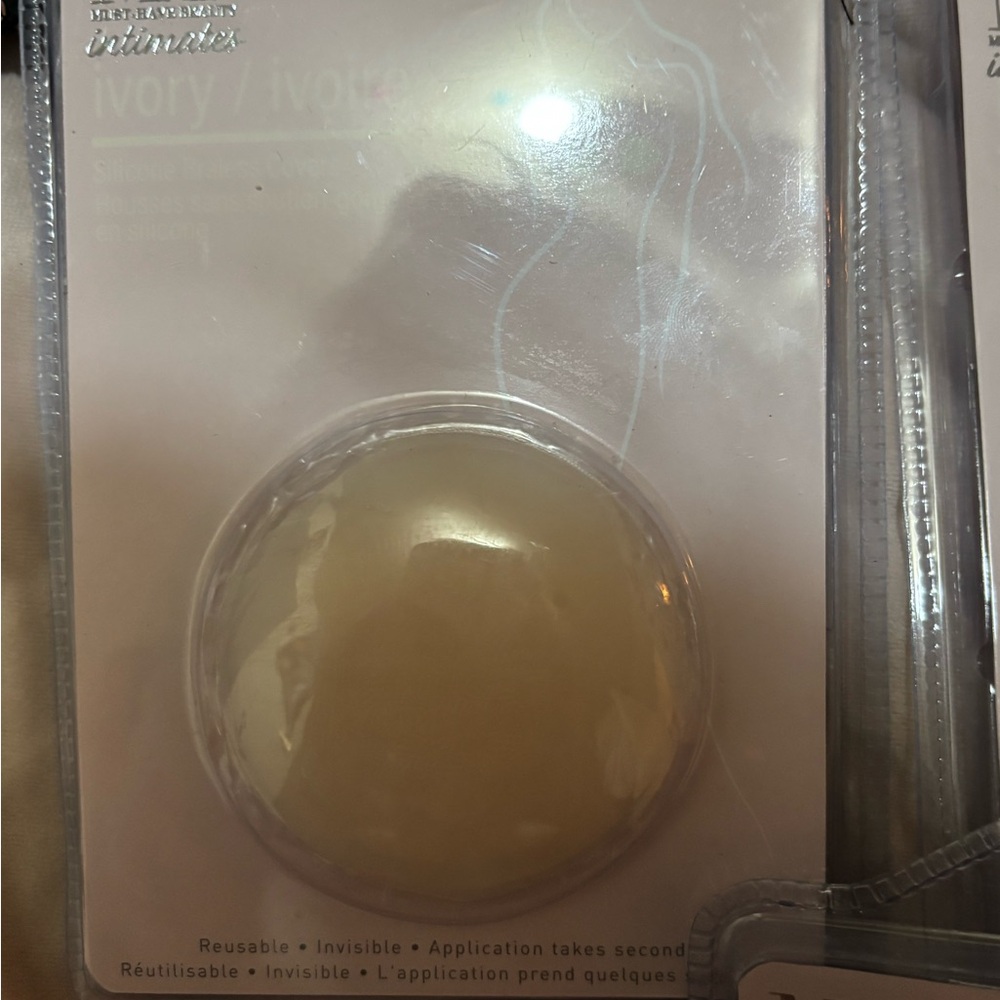 MB intimate nipple, cover, nude shade and light